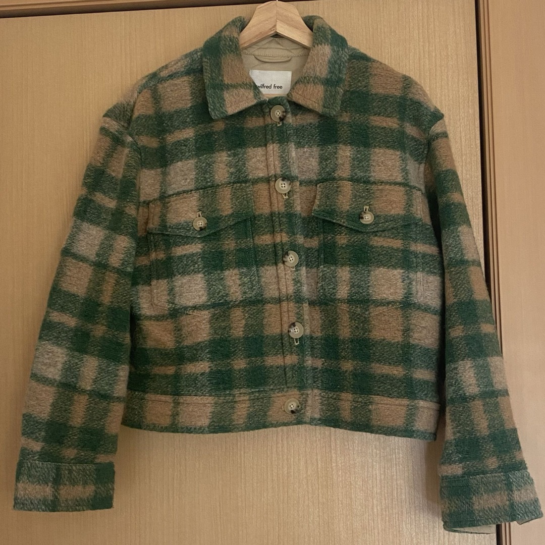 ARITZIA Wilfred Free シャツジャケット　アリツィア レディースのジャケット/アウター(その他)の商品写真