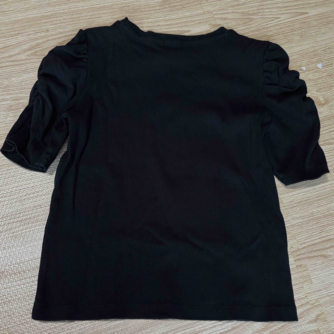 GU(ジーユー)のリブボリュームスリーブコンパクトT(半袖) GU Mサイズ　ブラック　 レディースのトップス(Tシャツ(半袖/袖なし))の商品写真