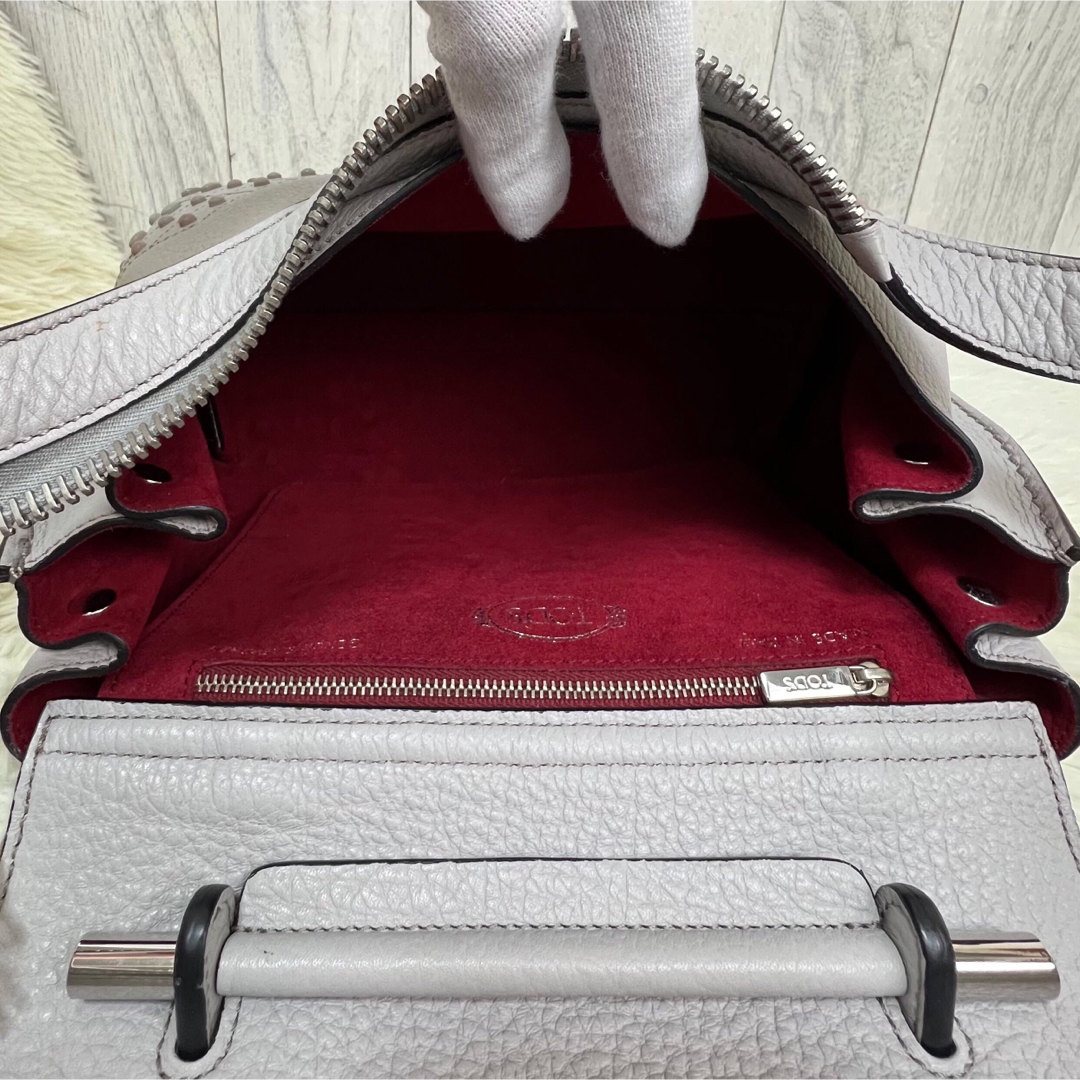 TOD'S - 人気アイテム♡トッズ レザー 2way ショルダーバッグ TOD'S - 人気アイテム♡トッズ レザー 2way ショルダーバッグ