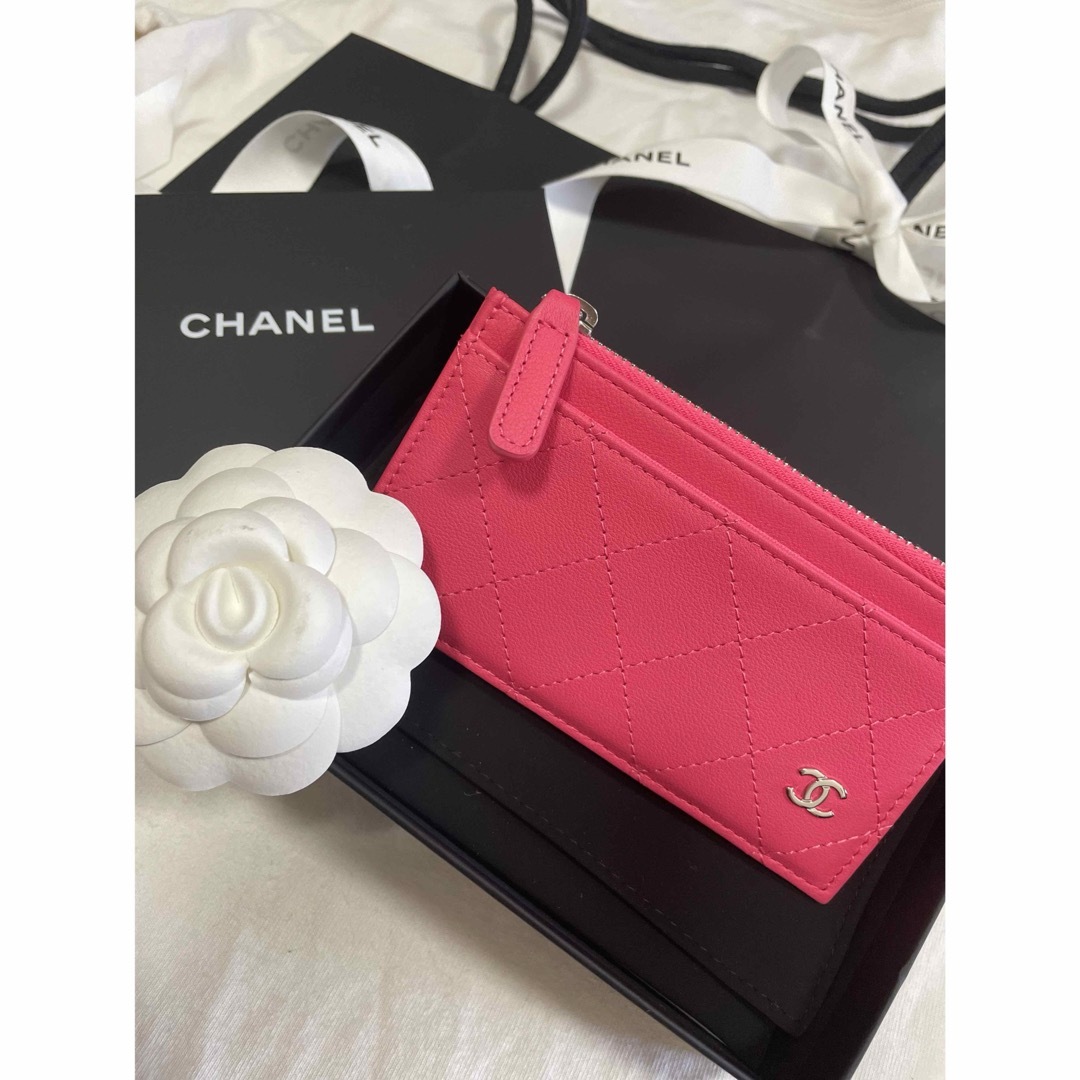 CHANEL(シャネル)のCHANEL❤️カードケース レディースのファッション小物(名刺入れ/定期入れ)の商品写真