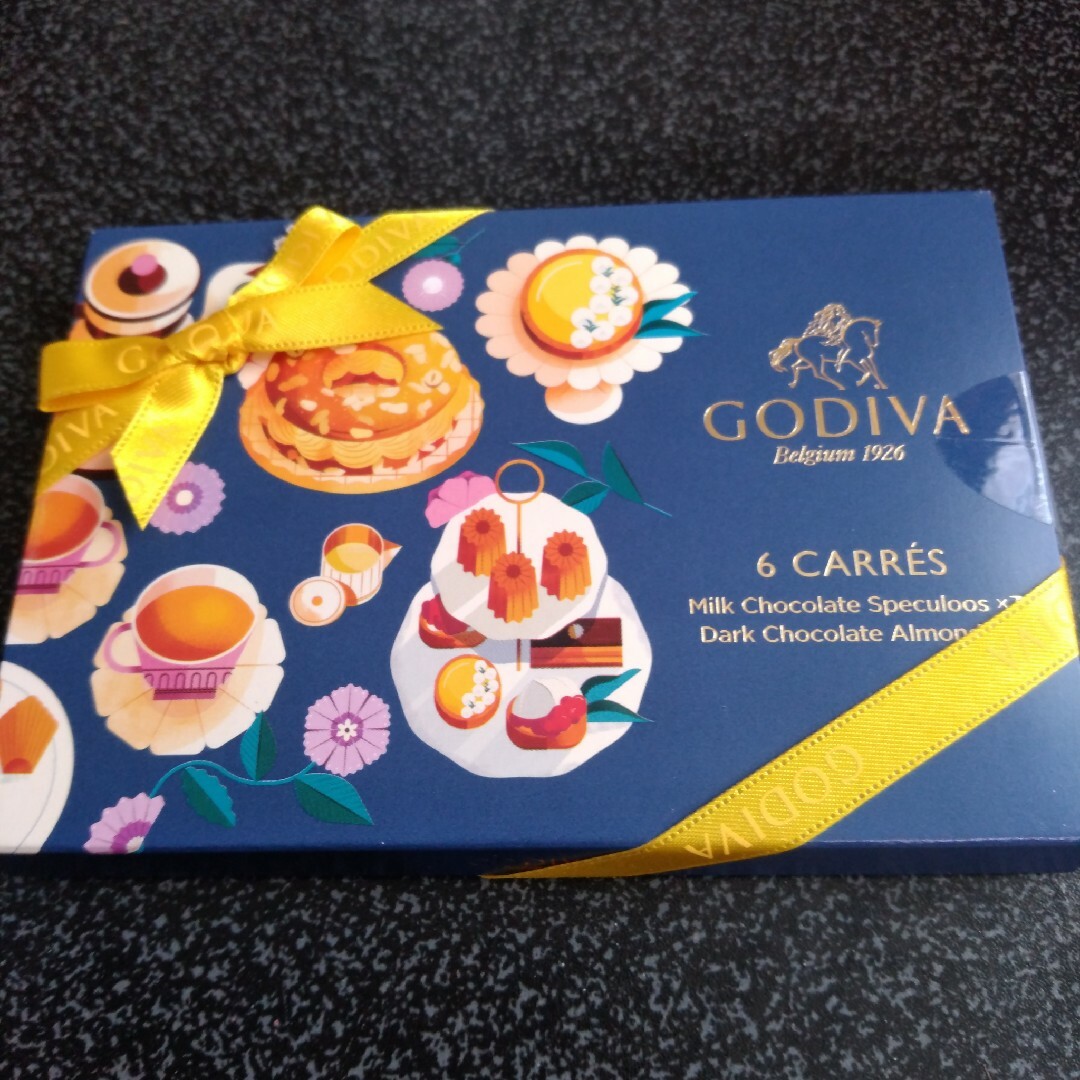 GODIVA(ゴディバ)のゴディバアフタヌーンスイーツカレアソートメント（6枚入） 食品/飲料/酒の食品(菓子/デザート)の商品写真