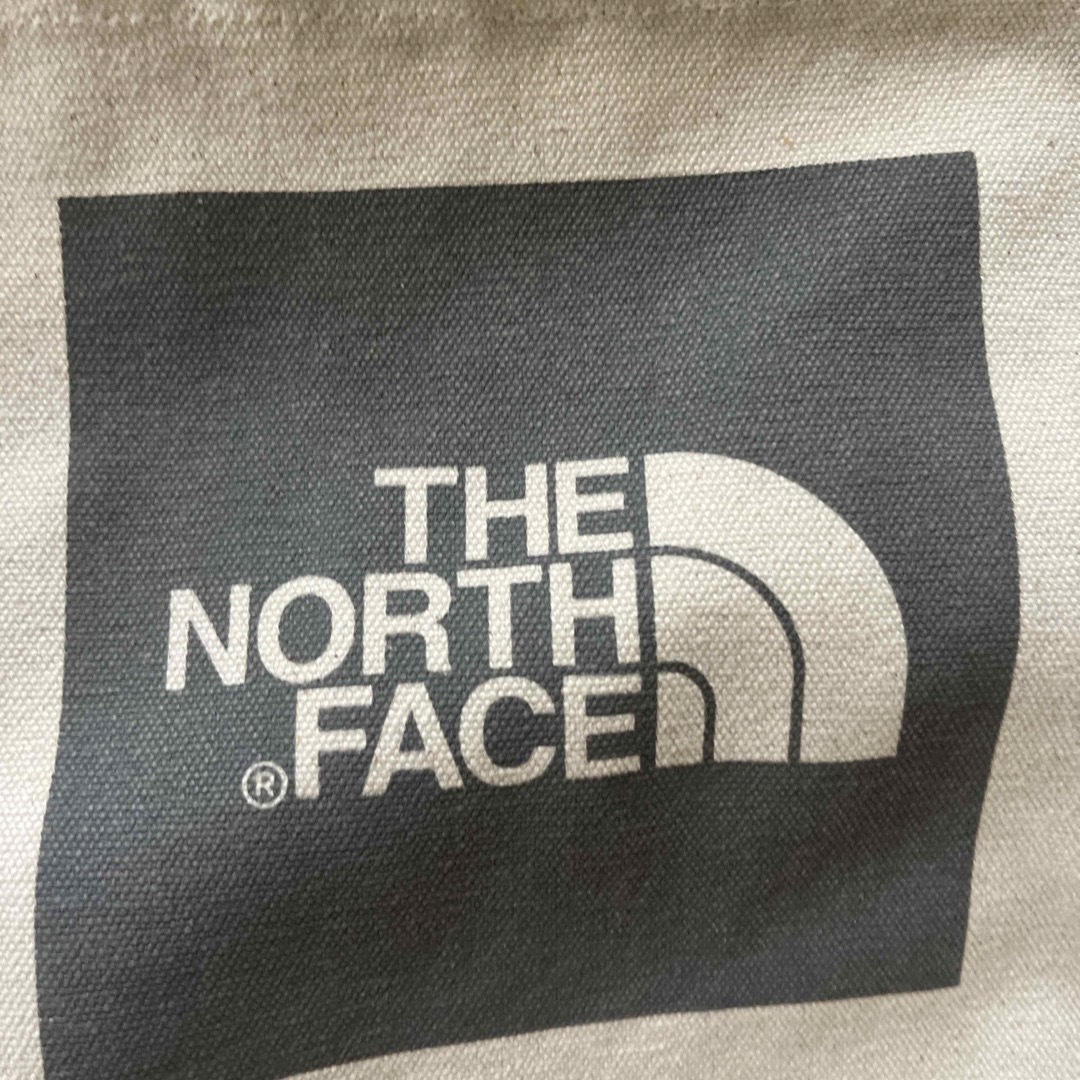 THE NORTH FACE(ザノースフェイス)のノースフェイストートバッグ メンズのバッグ(トートバッグ)の商品写真