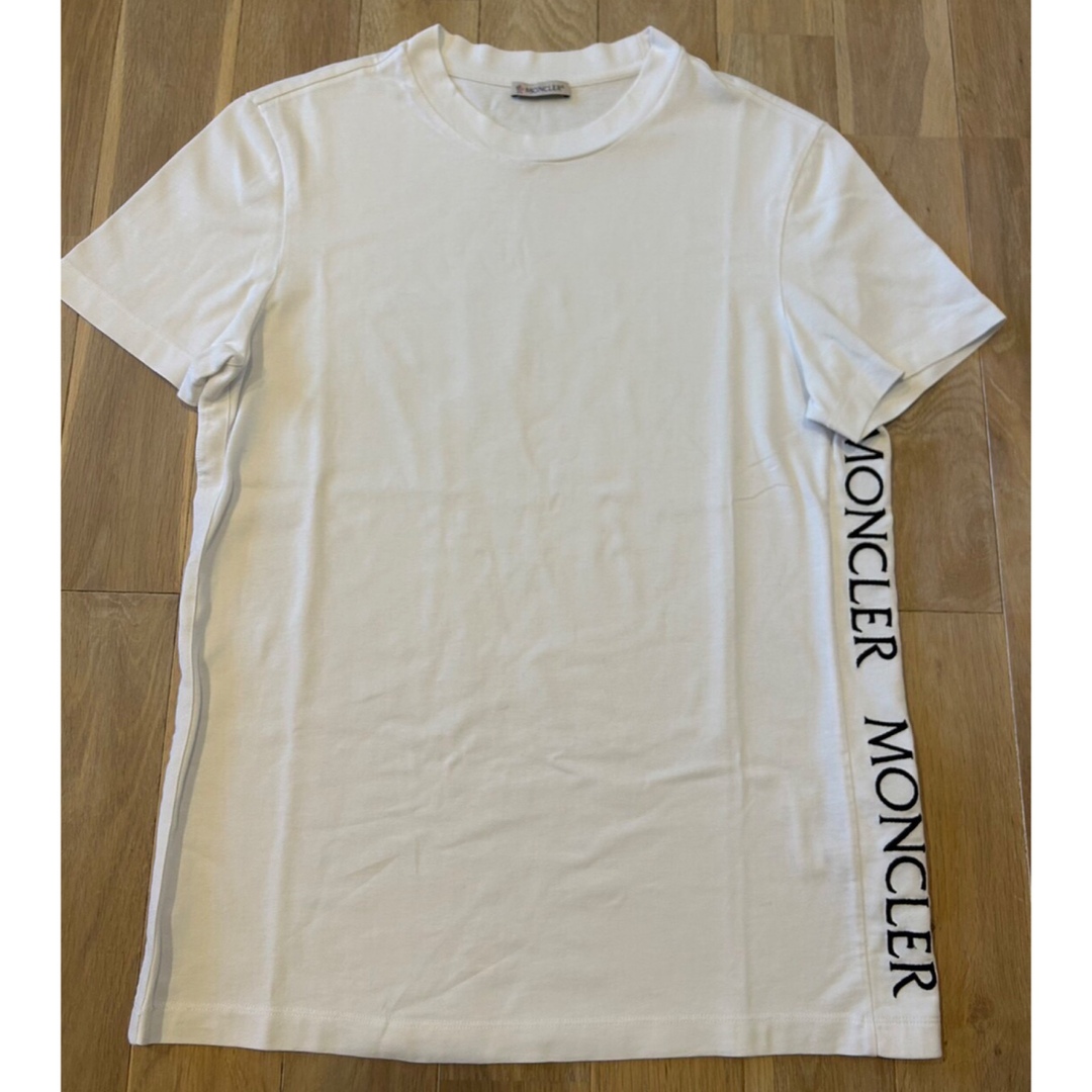 MONCLER(モンクレール)のモンクレールMONCLER TシャツS コットン MAGLIA 半袖 サイドロゴ メンズのトップス(Tシャツ/カットソー(半袖/袖なし))の商品写真