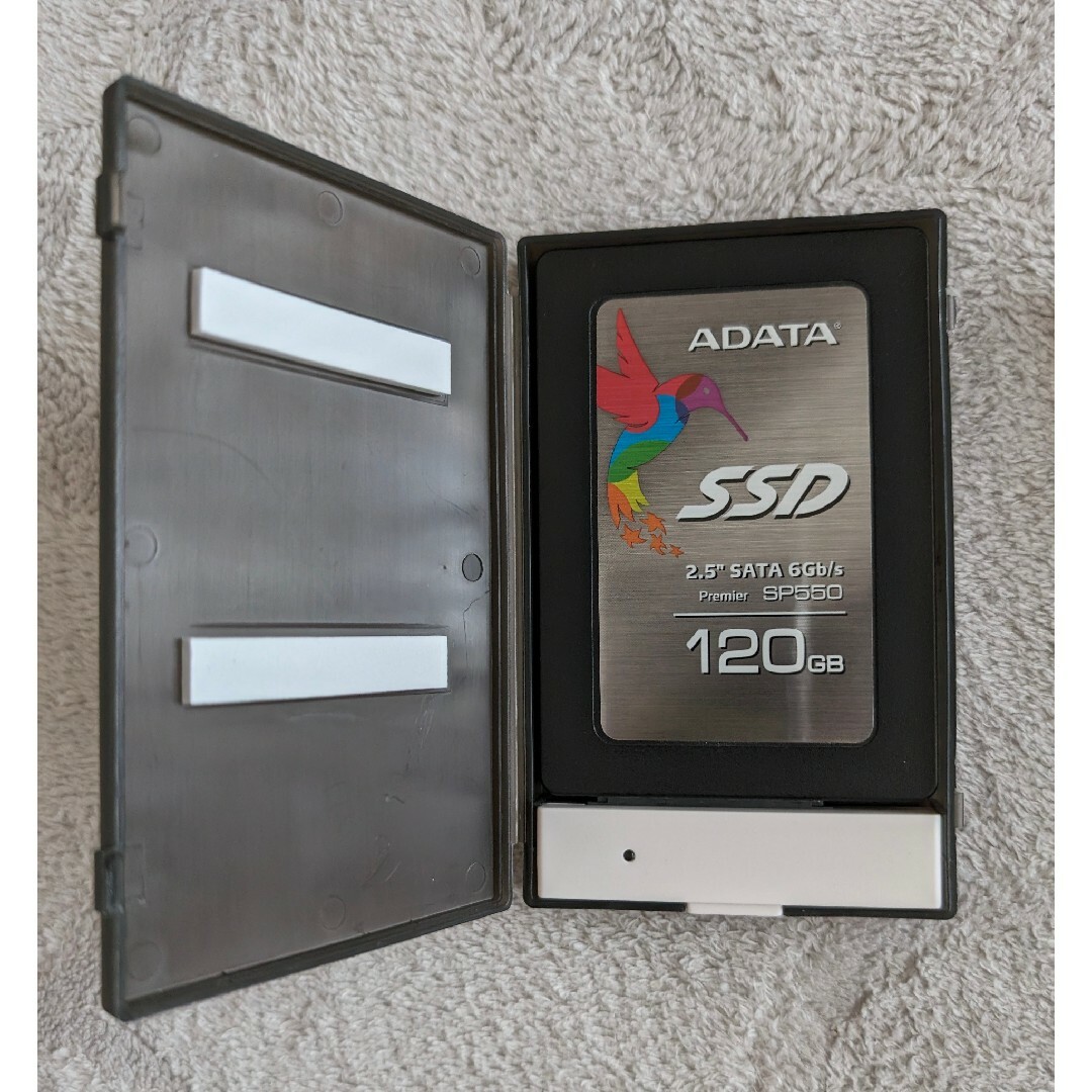 ADATA(アルダータ)のADATA SSD 120GB SATA USB3.0変換付き スマホ/家電/カメラのPC/タブレット(PC周辺機器)の商品写真