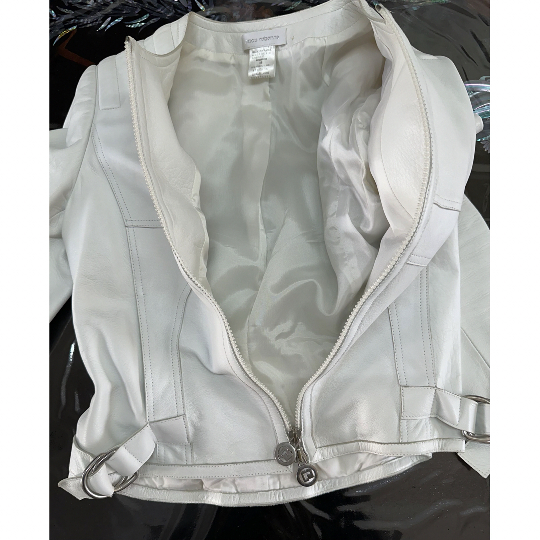 革ジャン38  🇫🇷製　純白🐏革 レディースのジャケット/アウター(ライダースジャケット)の商品写真
