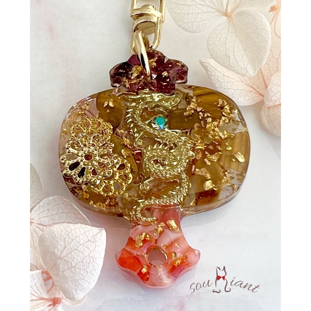 気功玉（お守り）オルゴナイトのキーホルダー（願い叶えるメモリーオイル封入） 新作】気功玉（赤龍）オルゴナイトのキーホルダー②（願い叶える