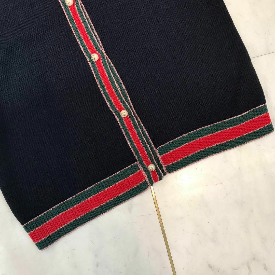 Gucci(グッチ)の☆美品☆GUCCI　グッチ　シェリーライン　カーディガン　パールボタン　ロゴ レディースのトップス(カーディガン)の商品写真