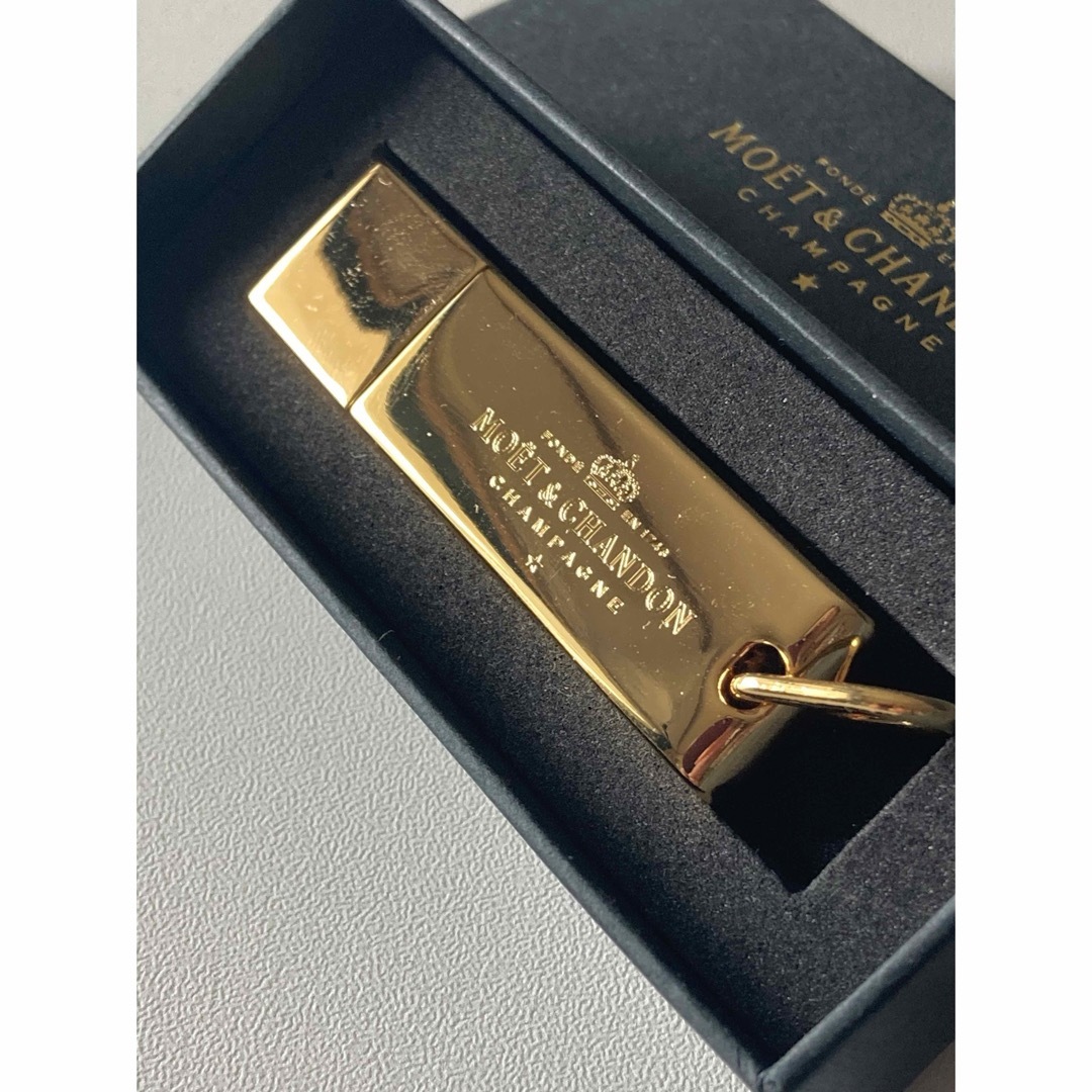 MOËT & CHANDON(モエエシャンドン)のモエシャンドン非売品USB スマホ/家電/カメラのPC/タブレット(PC周辺機器)の商品写真