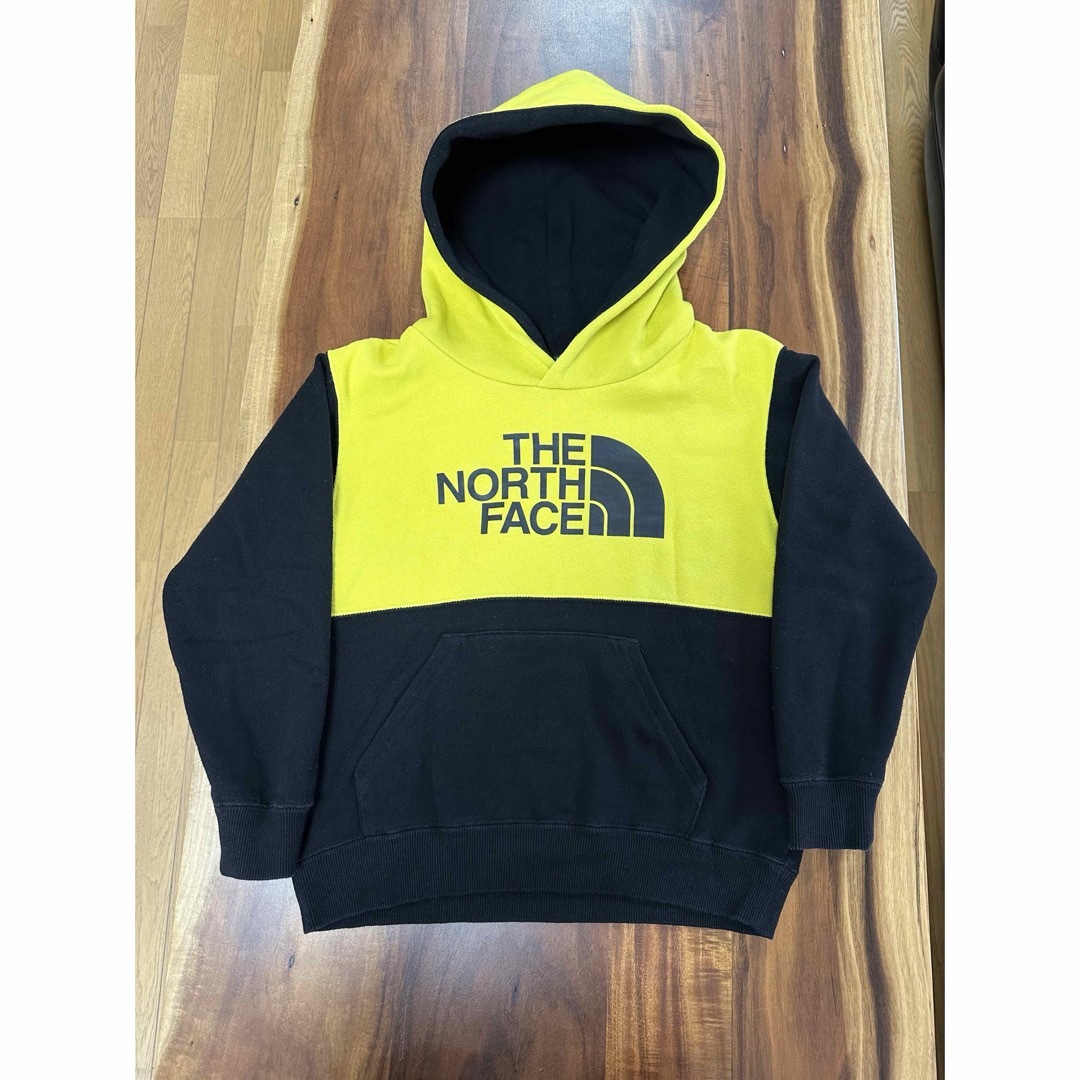 THE NORTH FACE(ザノースフェイス)のTHE NORTH FACE Kid's SWEAT LOGO HOODIE キッズ/ベビー/マタニティのキッズ服女の子用(90cm~)(その他)の商品写真