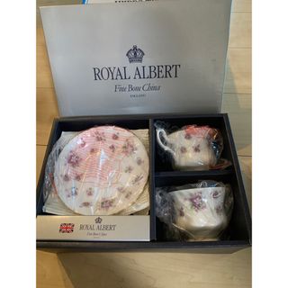 ROYAL ALBERT - 英国製　ロイヤルアルバート スイートバイオレット カップ&ソーサー　2客セット