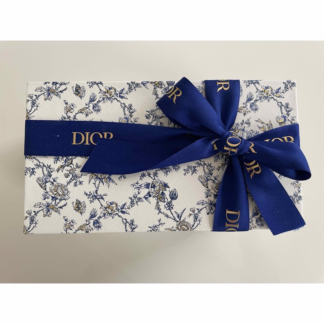 Dior(ディオール)のsalily様専用 DIOR キャンドルセット アロマキャンドル ハンドメイドのインテリア/家具(アロマ/キャンドル)の商品写真