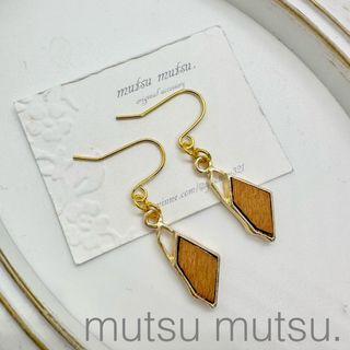 チャームピアス(ピアス)