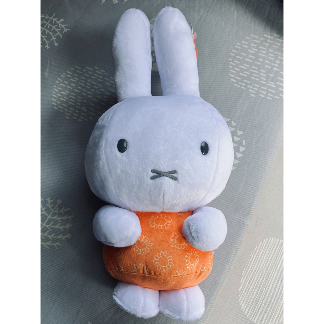 miffy(ミッフィー)のミッフィー　ぬいぐるみ エンタメ/ホビーのおもちゃ/ぬいぐるみ(キャラクターグッズ)の商品写真