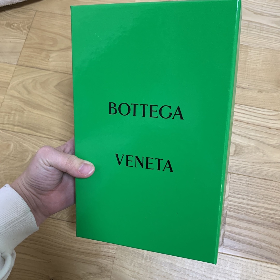 Bottega Veneta(ボッテガヴェネタ)のボッテガべネタ　空箱　ポーチ付き レディースのバッグ(ショップ袋)の商品写真