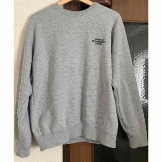 フォーワンセブンエディフィス(417 EDIFICE)の【 FAMOUS DEPARTMENT STORE】 グラフィック スウェット(スウェット)