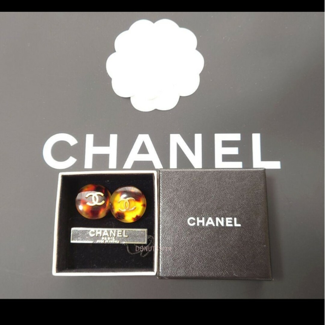 CHANEL(シャネル)の美品!*★1997❣ヴィンテージ希少★CHANEL★シャネルべっ甲柄イヤリング レディースのアクセサリー(イヤリング)の商品写真