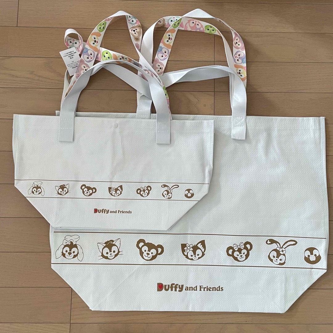 Disney(ディズニー)の香港ディズニー♡エコバッグ2枚セット　ダッフィー フレンズ レディースのバッグ(エコバッグ)の商品写真