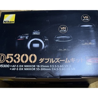 ニコン(Nikon)の一眼レフカメラ Nikon D5300ダブルズームキット Red 美品(デジタル一眼)