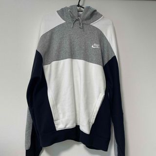 ナイキ(NIKE)のNIKE カラーブロックパーカー(パーカー)