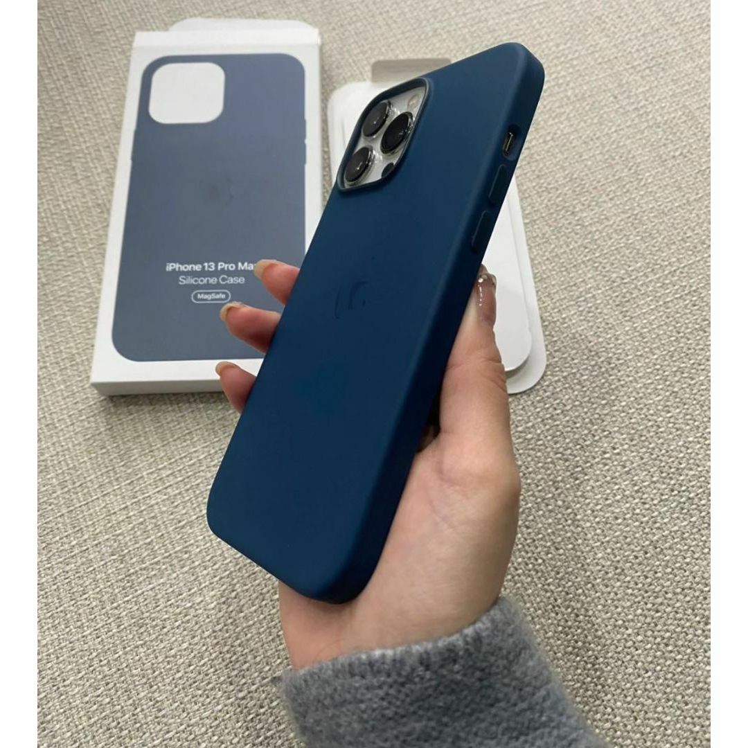 新品】純正互換品iPhone 13 シリコンケース アビスブルーの通販 新品】純正互換品iPhone 13 シリコンケース アビスブルーの通販