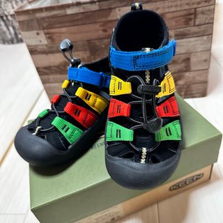 キーン(KEEN)の☆美品☆ keen サンダル 19.5cm ブラック レインボー ニューポート(サンダル)