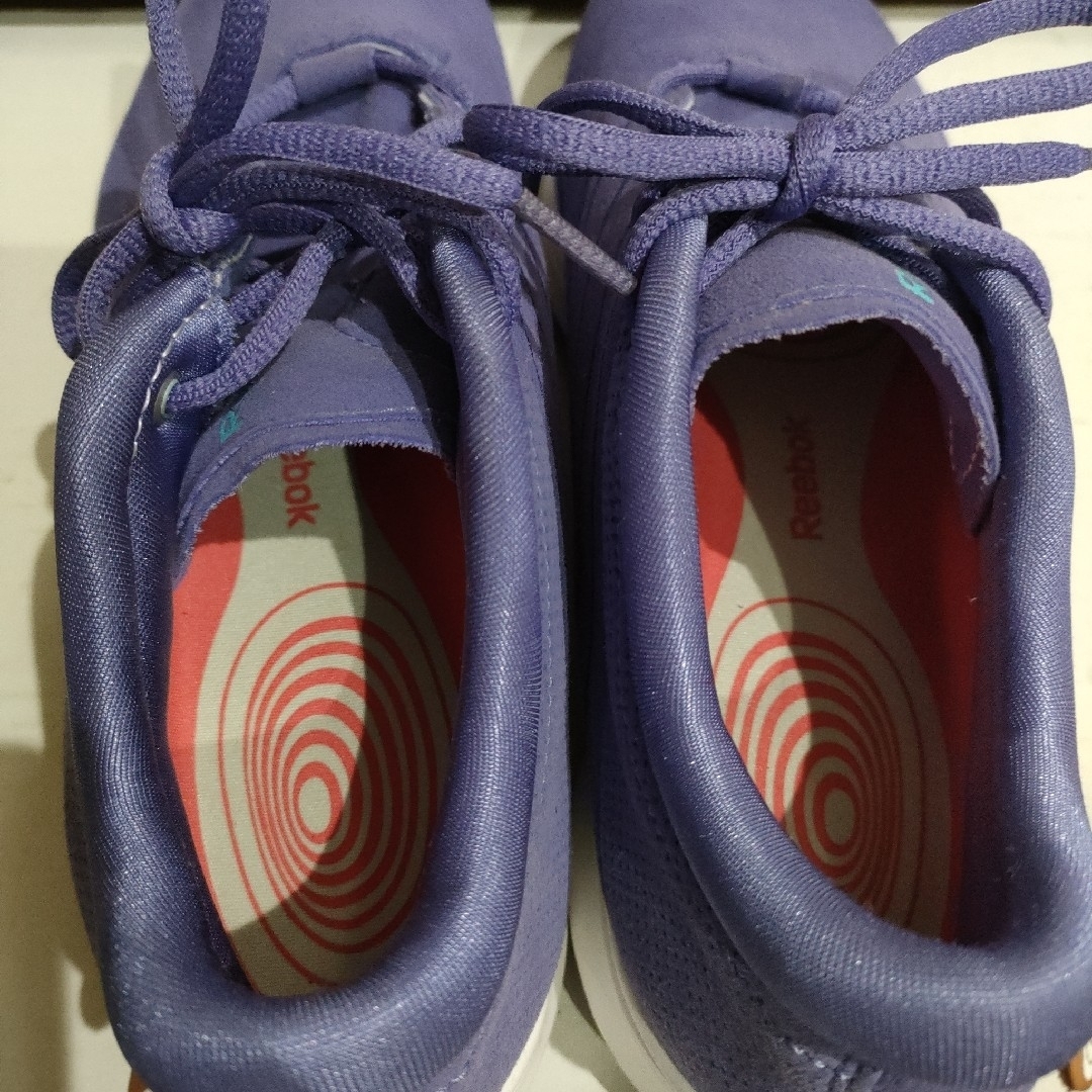 Reebok(リーボック)のリーボック　イージートーン　紫　パープル　スニーカー　靴 レディースの靴/シューズ(スニーカー)の商品写真