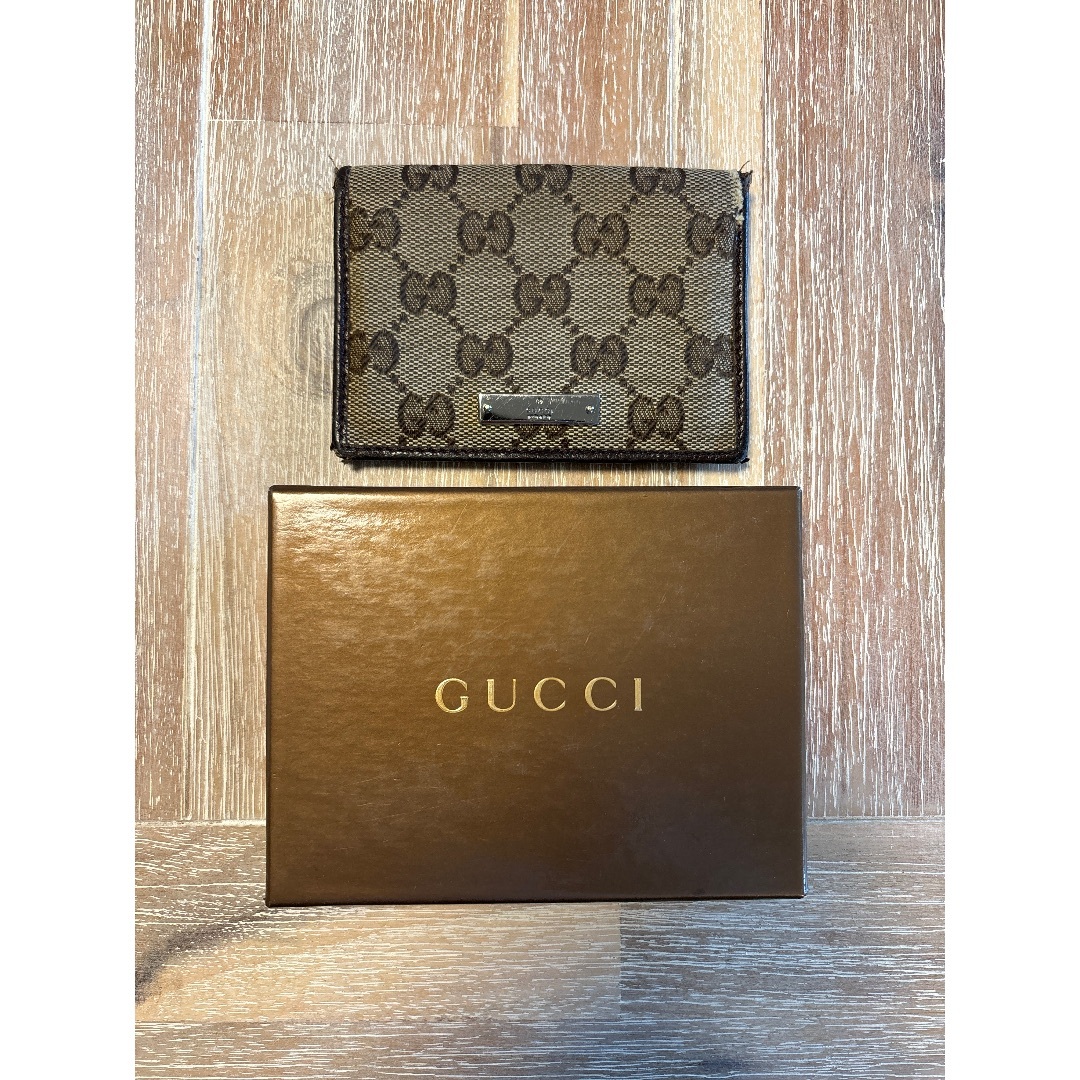 Gucci(グッチ)のGucci カードケース 定期入れ レディースのファッション小物(名刺入れ/定期入れ)の商品写真