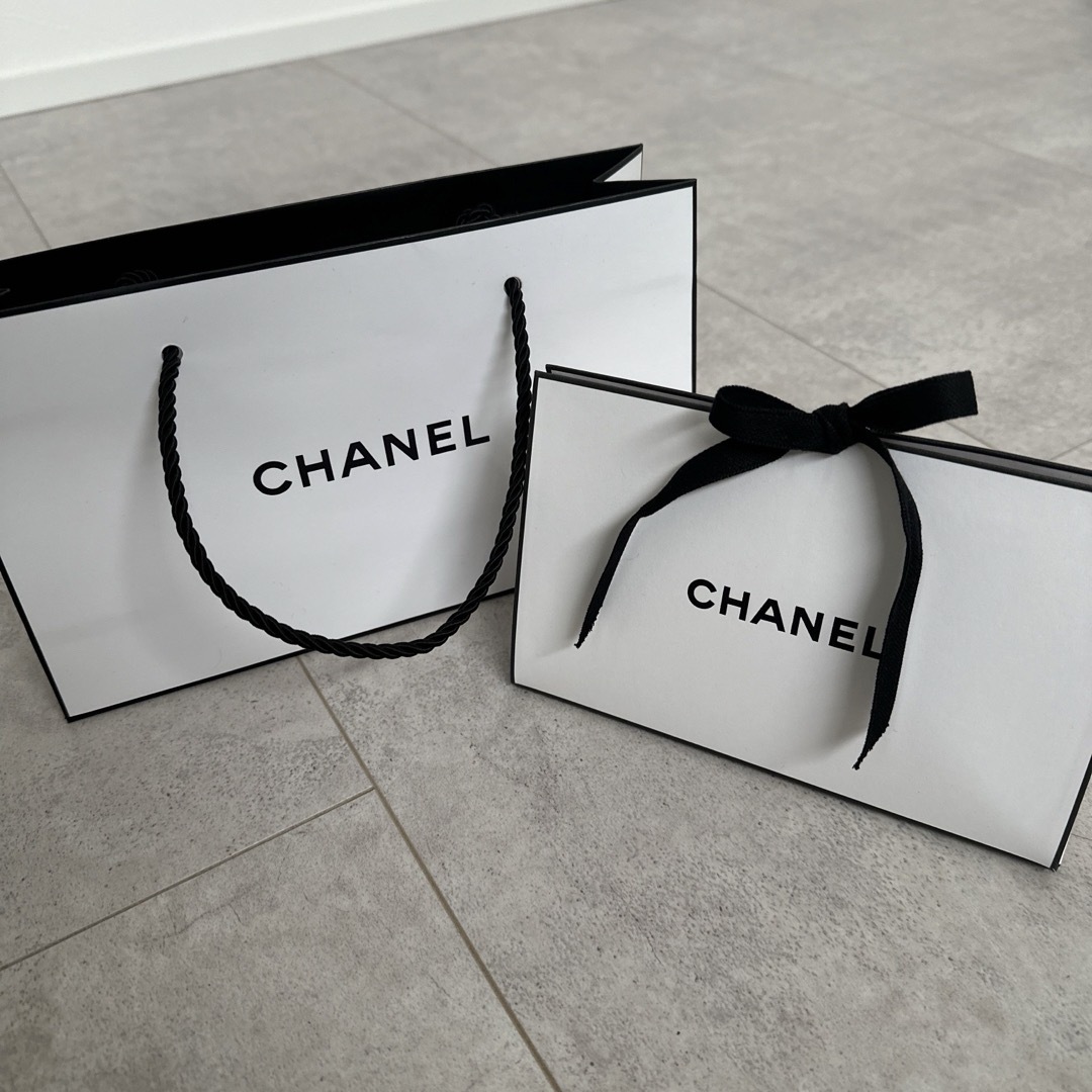 CHANEL(シャネル)のCHANEL ショップ袋　ギフトボックス レディースのバッグ(ショップ袋)の商品写真