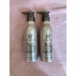 サクラノモリ(Sakuranomori )のハーバニエンス　シャンプー（ジャスミン&ベルガモットの香り）300ml×2本(シャンプー)