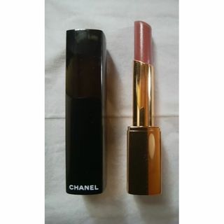 シャネル(CHANEL)のＣＨＡＮＥＬ　ルージュアリュールレクストレ　８１２(口紅)