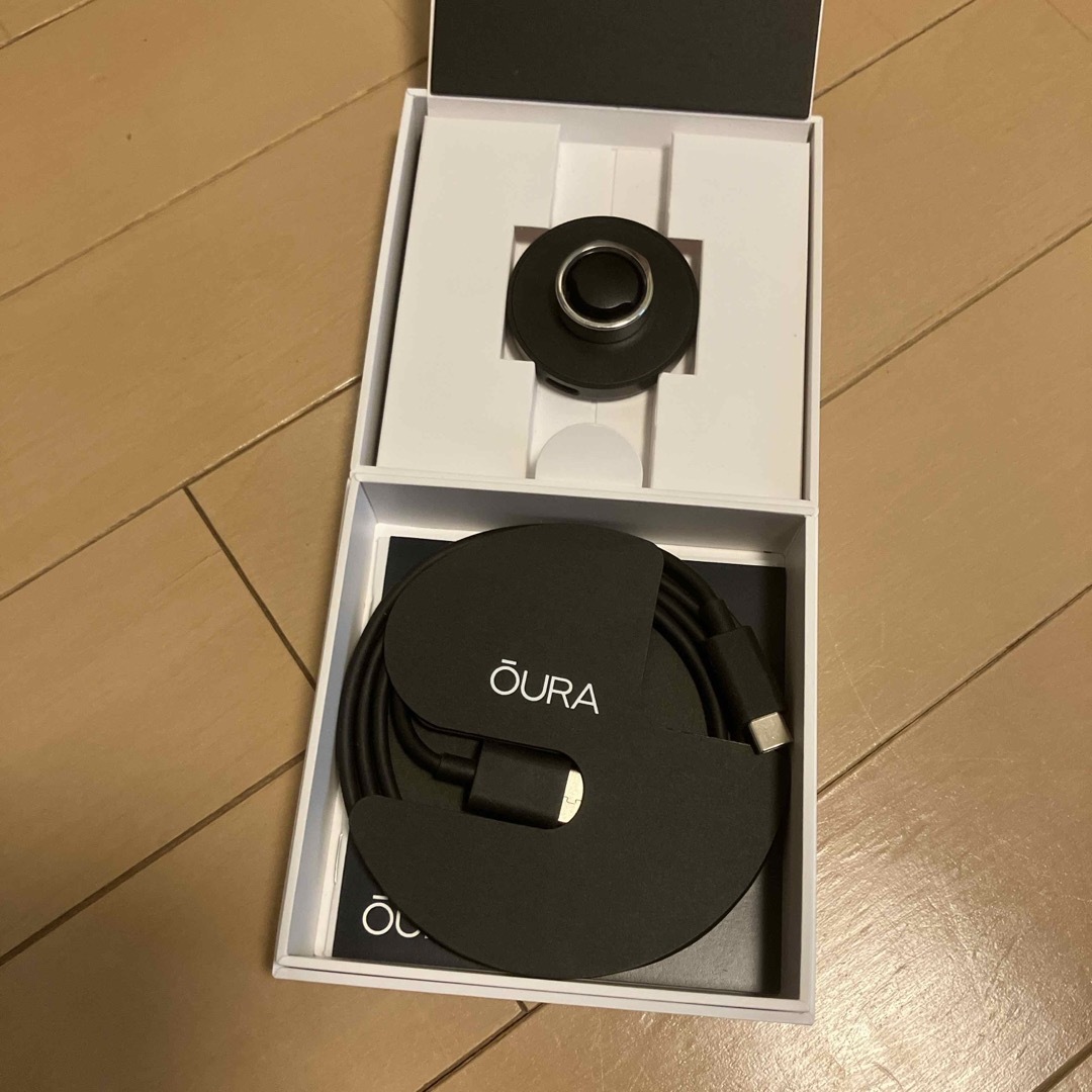 Oura Gen3 Heritage Silver US8 メンズのアクセサリー(リング(指輪))の商品写真