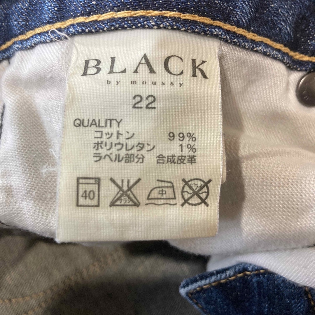 BLACK by moussy(ブラックバイマウジー)のBLACK by moussy  レディースデニム レディースのパンツ(デニム/ジーンズ)の商品写真