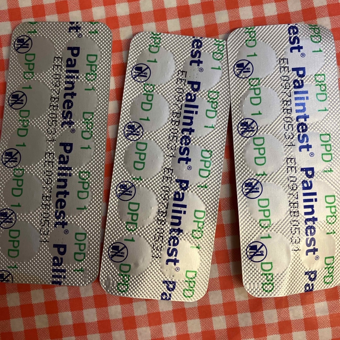 残留塩素測定試薬　30錠 インテリア/住まい/日用品のキッチン/食器(浄水機)の商品写真