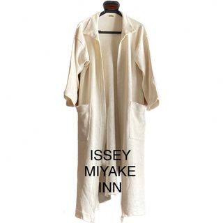 イッセイミヤケ(ISSEY MIYAKE)のイッセイミヤケ　INNの羽織りコート生成り(カーディガン)