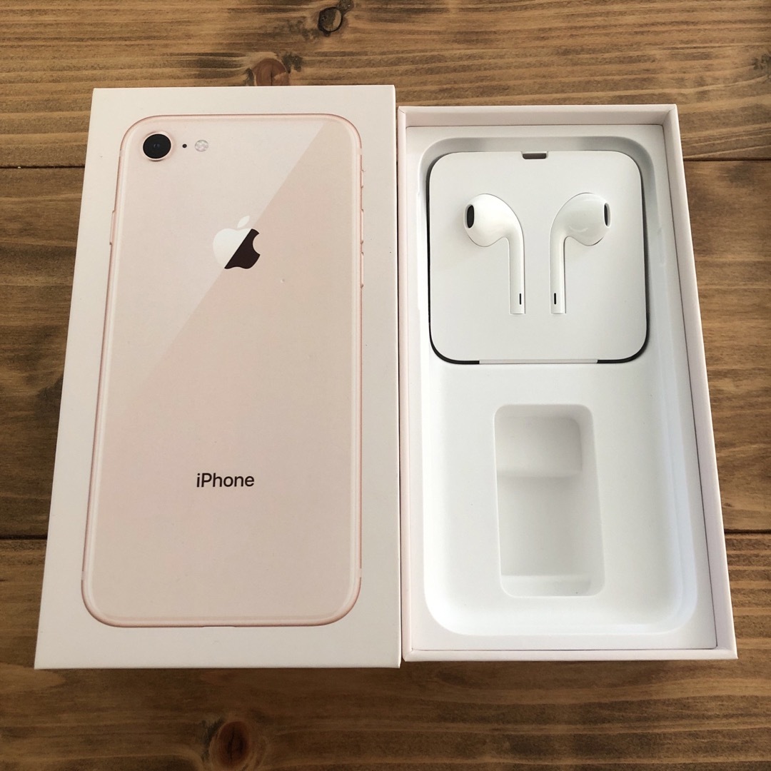 iPhone(アイフォーン)のiPhone イヤホン　純正 スマホ/家電/カメラのオーディオ機器(ヘッドフォン/イヤフォン)の商品写真