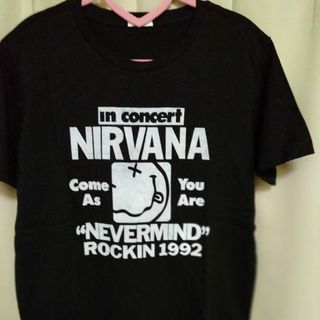 ジーユー(GU)のNIRVANA NEVERMIND Tシャツ[未着用](ミュージシャン)