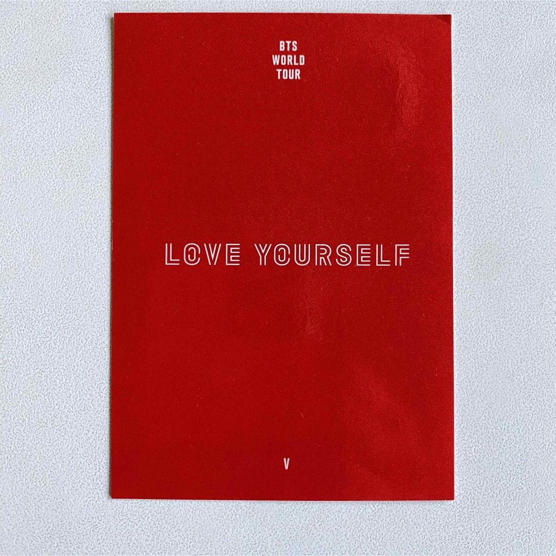 防弾少年団(BTS)(ボウダンショウネンダン)の【公式】BTS V LOVE YOURSELF パスポートケース トレカ エンタメ/ホビーのCD(K-POP/アジア)の商品写真