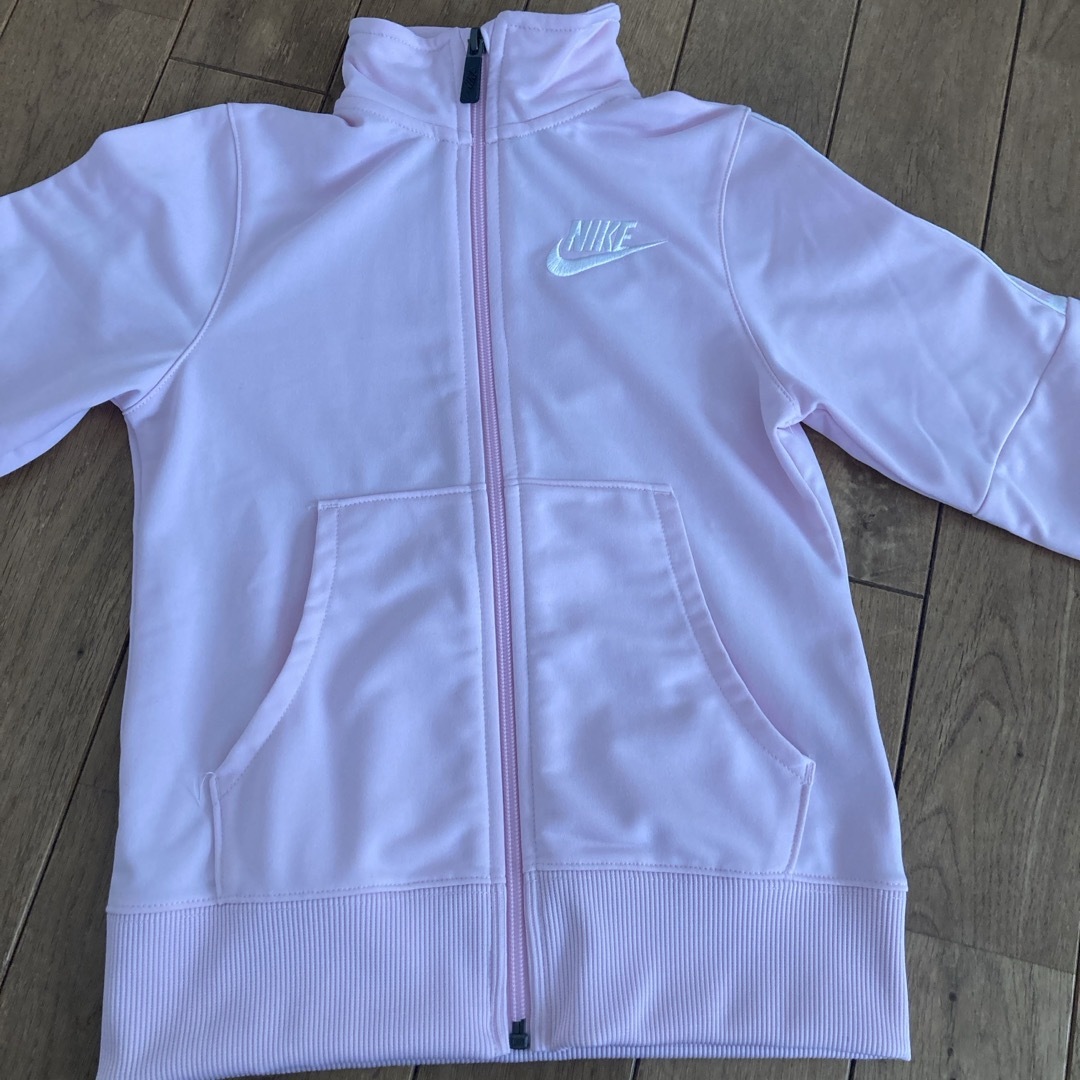 NIKE(ナイキ)のNIKE ジャージ上 キッズ/ベビー/マタニティのキッズ服女の子用(90cm~)(ジャケット/上着)の商品写真