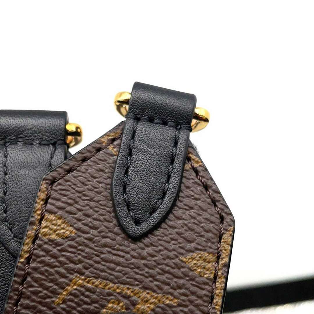 LOUIS VUITTON(ルイヴィトン)のルイヴィトン ショルダーストラップ モノグラム J02465 LOUIS VUITTON ブラック 黒 スマホ/家電/カメラのスマホアクセサリー(ストラップ/イヤホンジャック)の商品写真