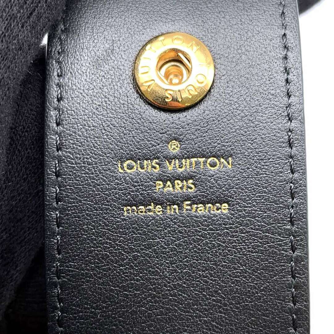 LOUIS VUITTON(ルイヴィトン)のルイヴィトン ショルダーストラップ モノグラム J02465 LOUIS VUITTON ブラック 黒 スマホ/家電/カメラのスマホアクセサリー(ストラップ/イヤホンジャック)の商品写真