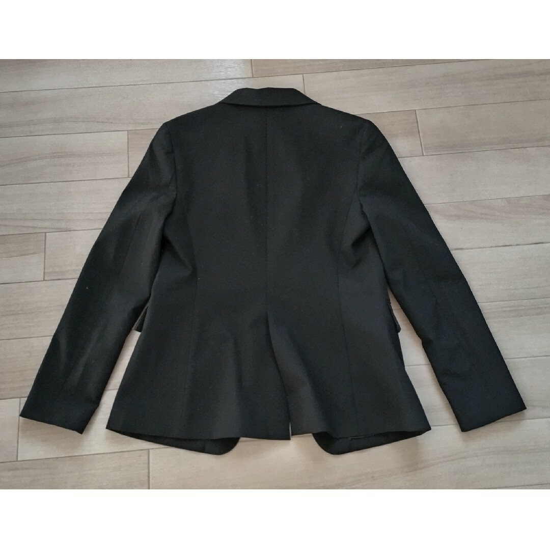 GU(ジーユー)の黒　ジャケット レディースのジャケット/アウター(テーラードジャケット)の商品写真