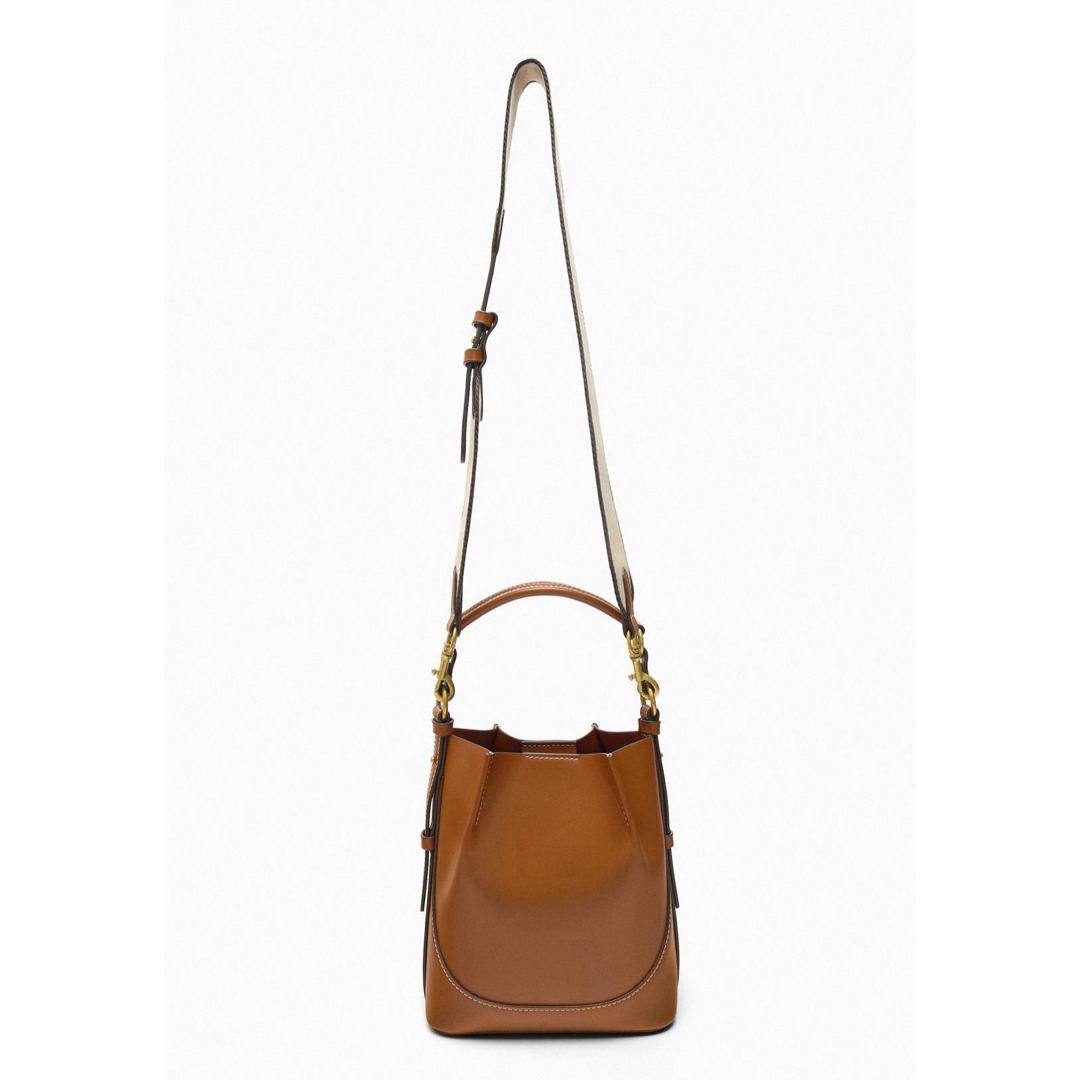 ZARA - ZARA トップステッチバケットバック ブラウンの通販 by ZARA - ZARA トップステッチバケットバック ブラウンの通販 by