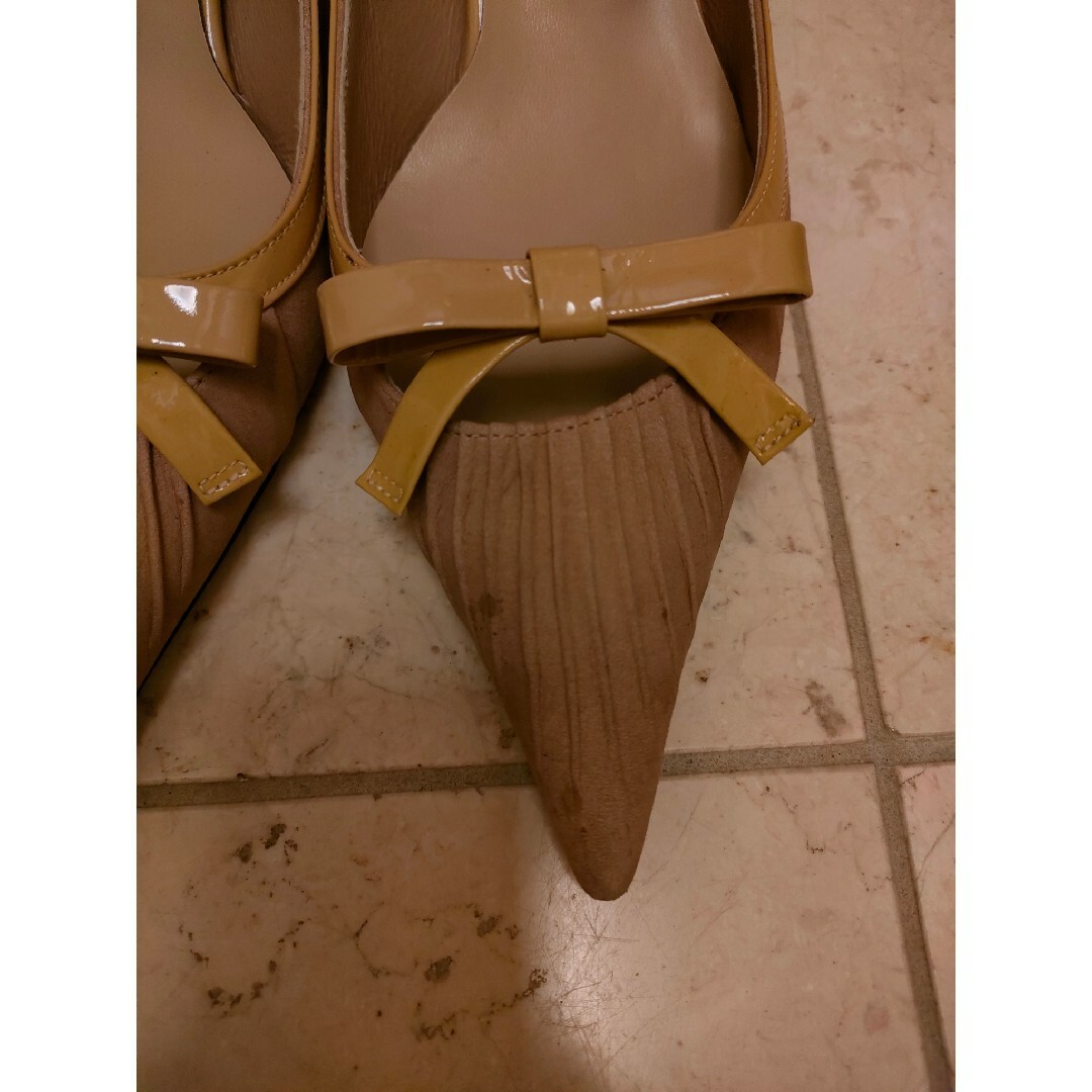 STRAWBERRY-FIELDS(ストロベリーフィールズ)のストロベリーフィールズ　スウェードパンプス 23.5cm レディースの靴/シューズ(ハイヒール/パンプス)の商品写真