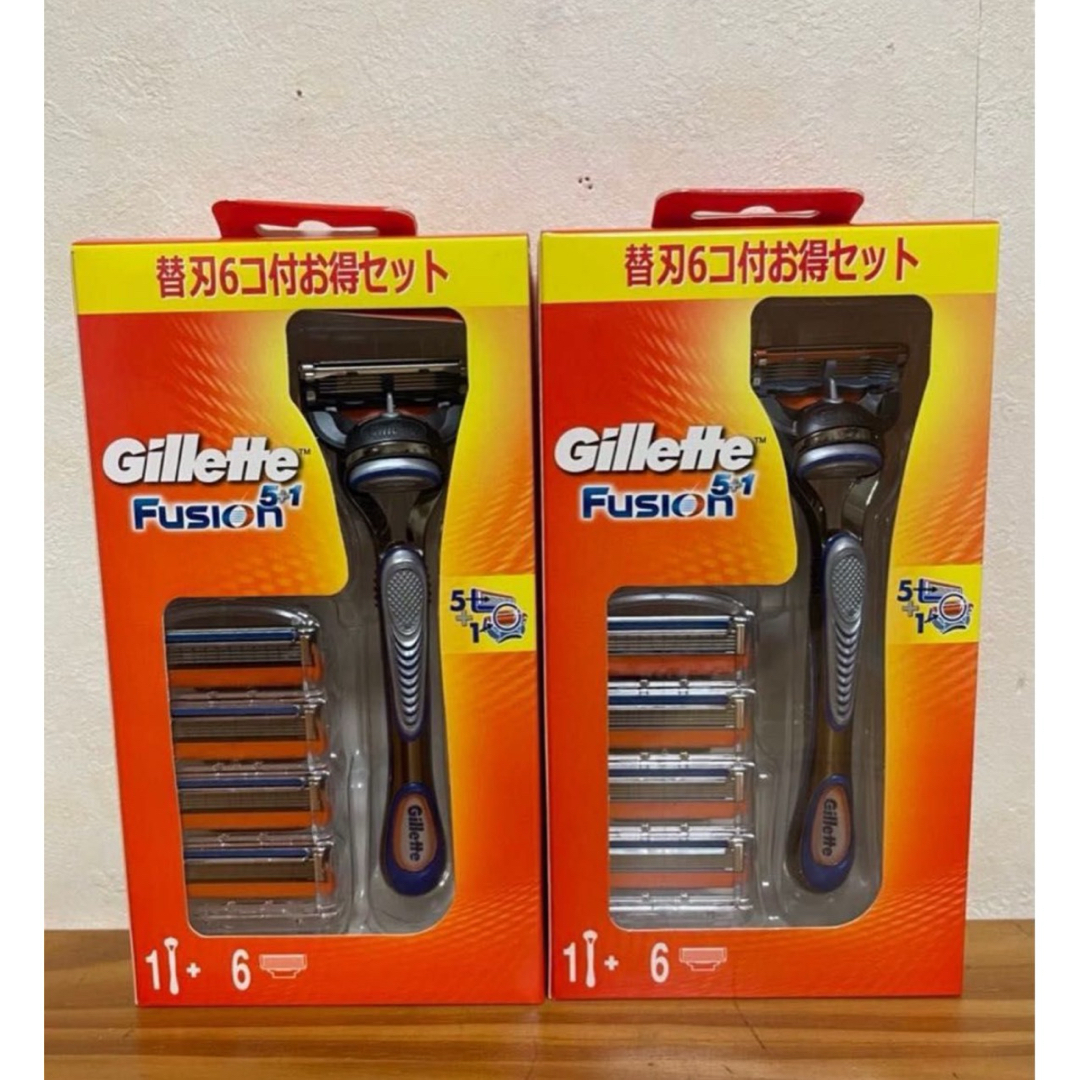 Gillette(ジレット)のジレット フュージョン5+1 本体+替刃6個付 2箱 髭剃り カミソリ コスメ/美容のシェービング(カミソリ)の商品写真