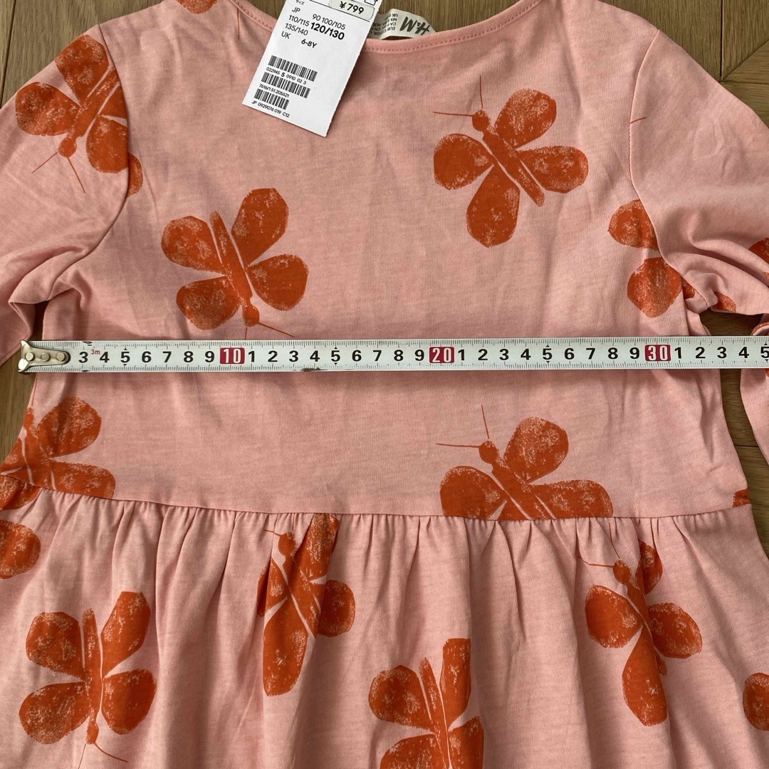 H&M(エイチアンドエム)のワンピース　新品　エイチアンドエム  キッズ/ベビー/マタニティのキッズ服女の子用(90cm~)(ワンピース)の商品写真