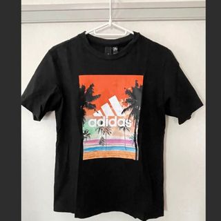 アディダス(adidas)のadidas Tシャツ(Tシャツ/カットソー(半袖/袖なし))