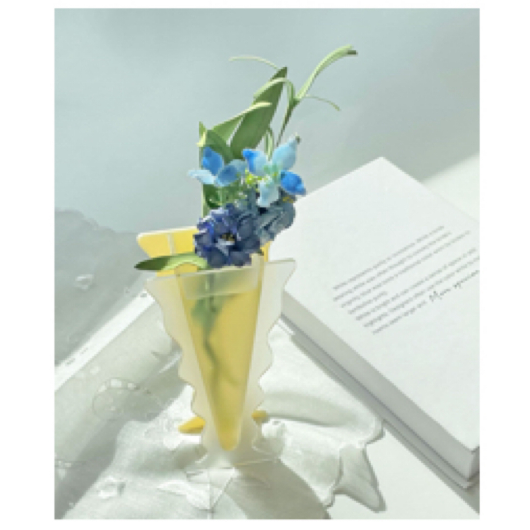 アクリル　フラワーベース インテリア/住まい/日用品のインテリア小物(花瓶)の商品写真