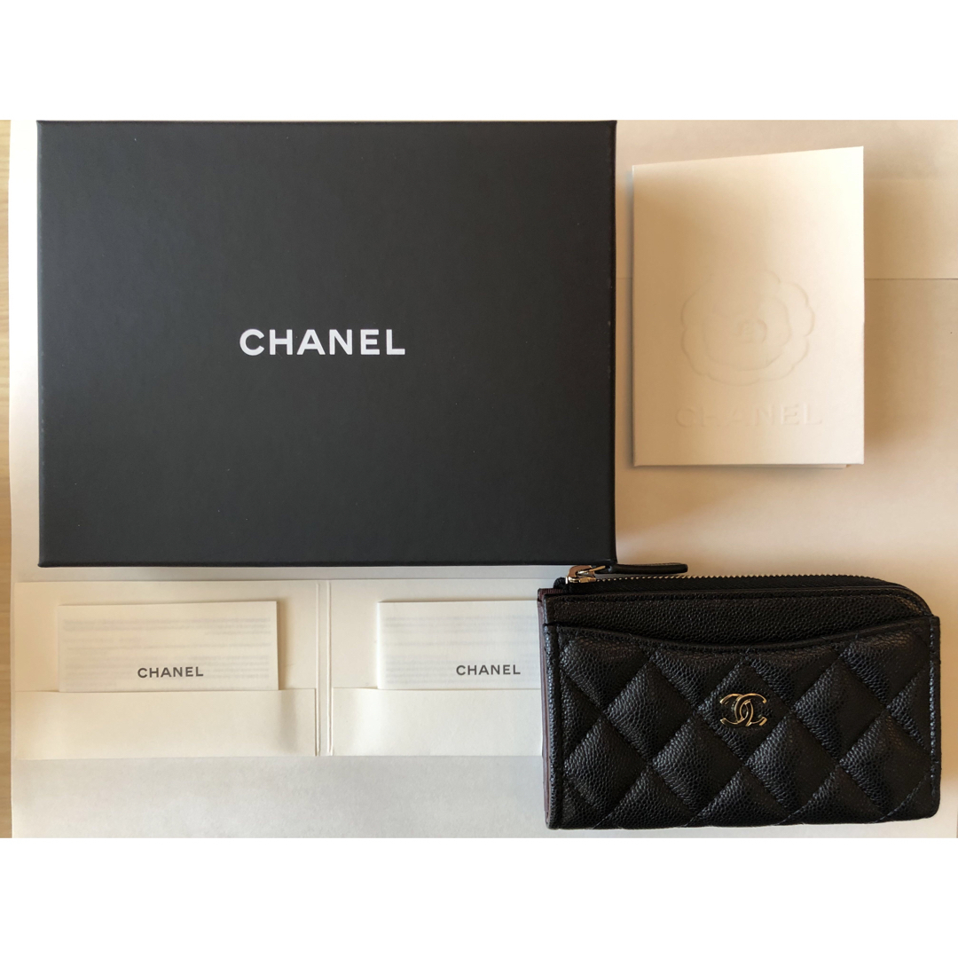 CHANEL(シャネル)の新品未使用　シャネル🎗️フラグメントケース　ミニ財布　パスケース　キャビアスキン レディースのファッション小物(財布)の商品写真