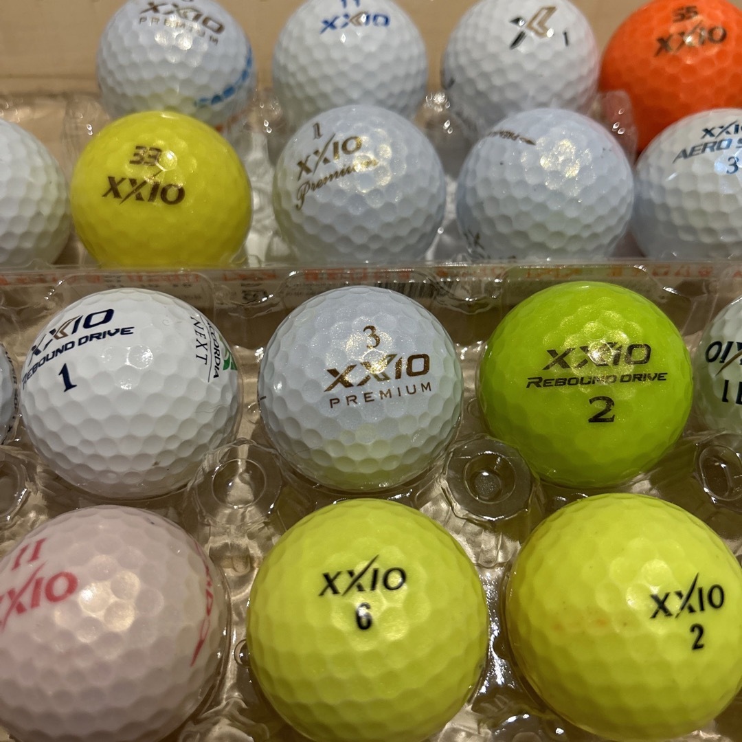 XXIO(ゼクシオ)のゼクシオ　ゴルフボール スポーツ/アウトドアのゴルフ(クラブ)の商品写真