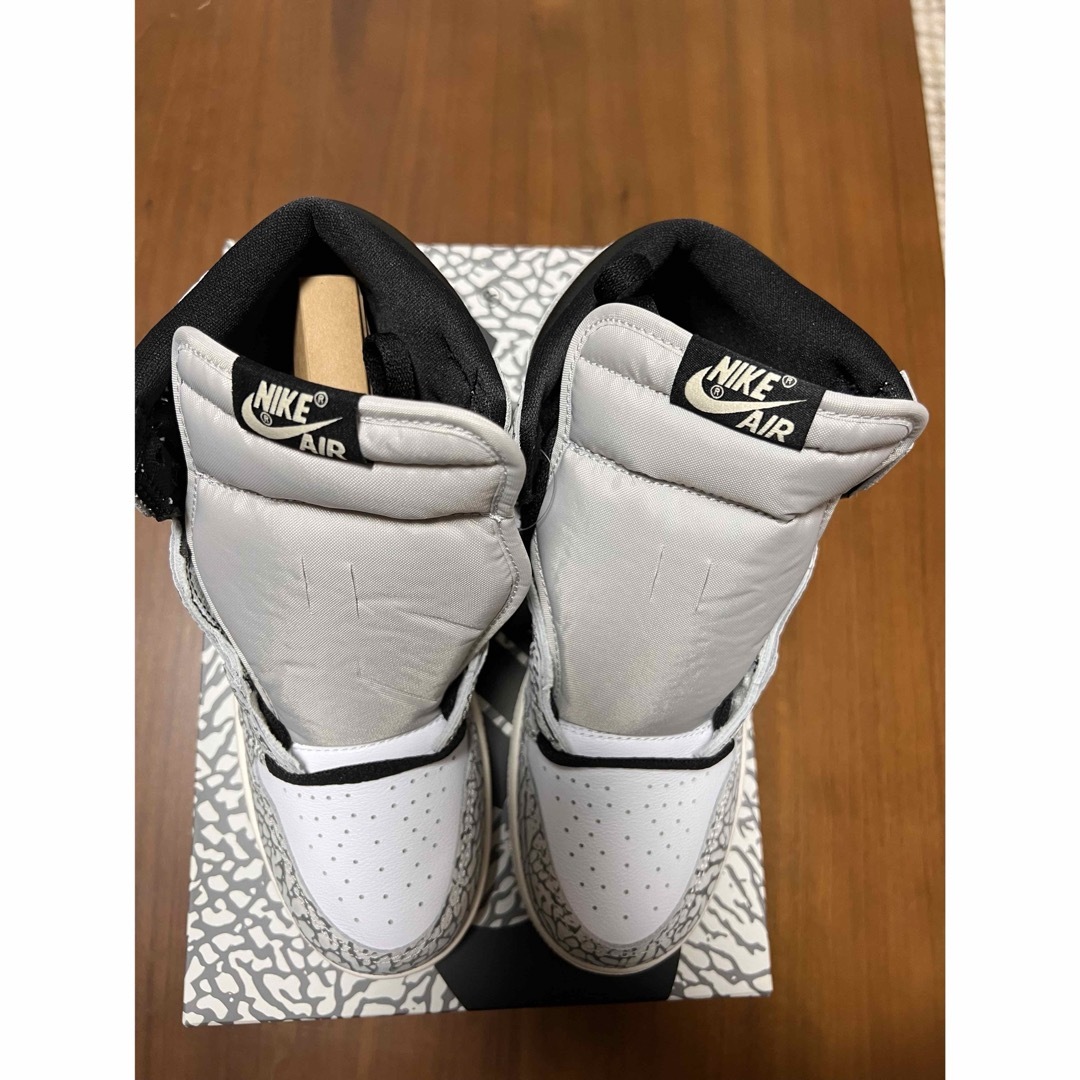 Jordan Brand（NIKE）(ジョーダン)のNike GS Air Jordan 1 High White Cement レディースの靴/シューズ(スニーカー)の商品写真